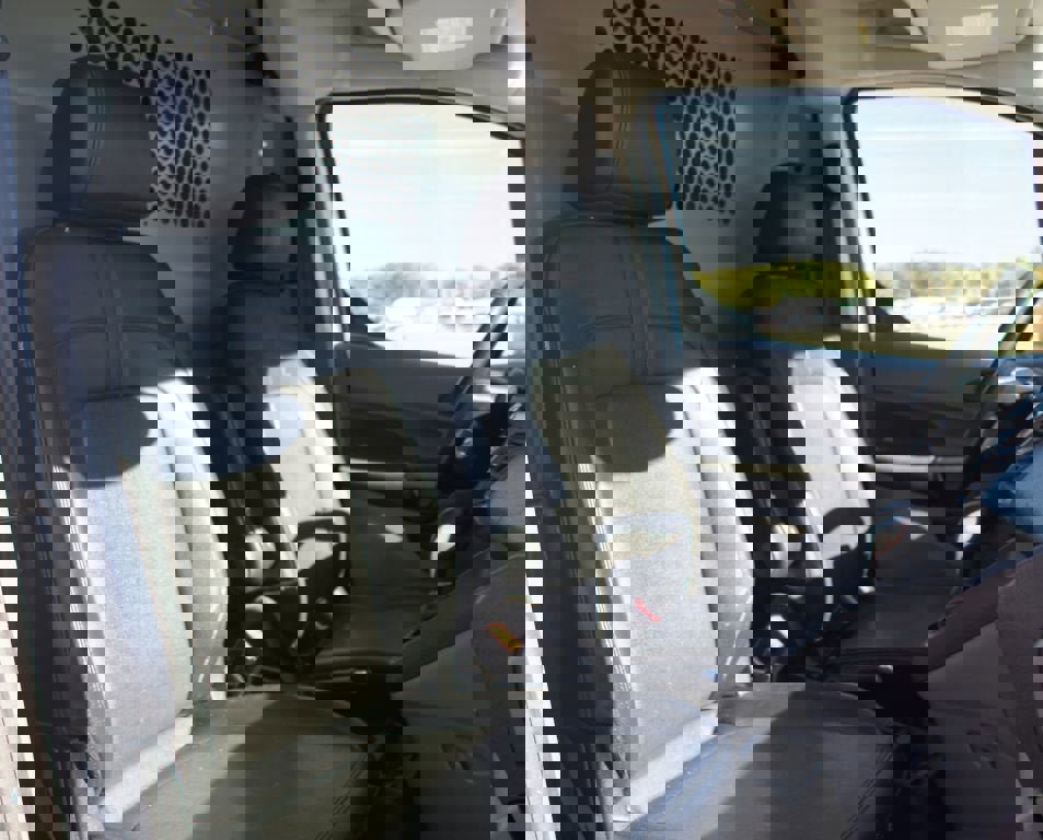 Used 2021 Ford Transit Connect XL image 18