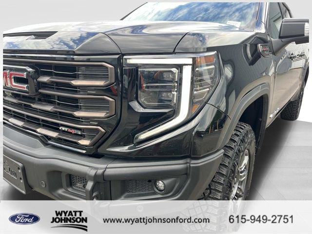 Used 2024 GMC Sierra 1500 AT4X image 9