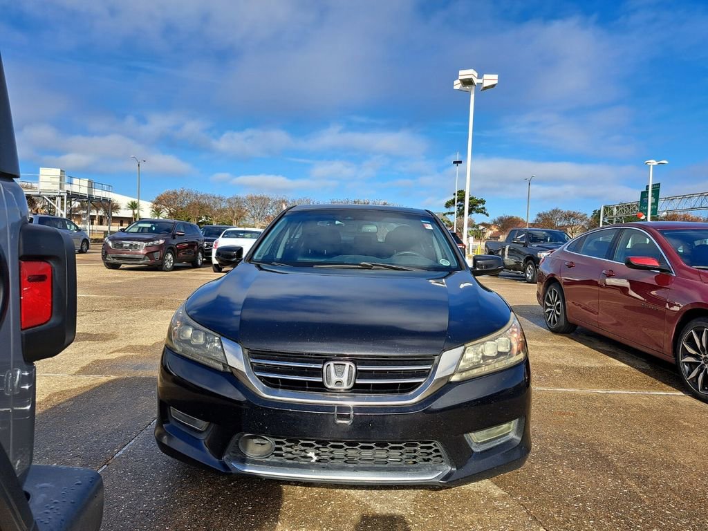 Used 2013 Honda Accord Touring image 2