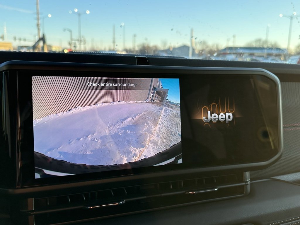 New 2025 Jeep Wrangler Unlimited Rubicon image 32