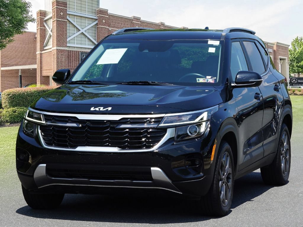 Used 2024 Kia Seltos S AWD/4WD image 4