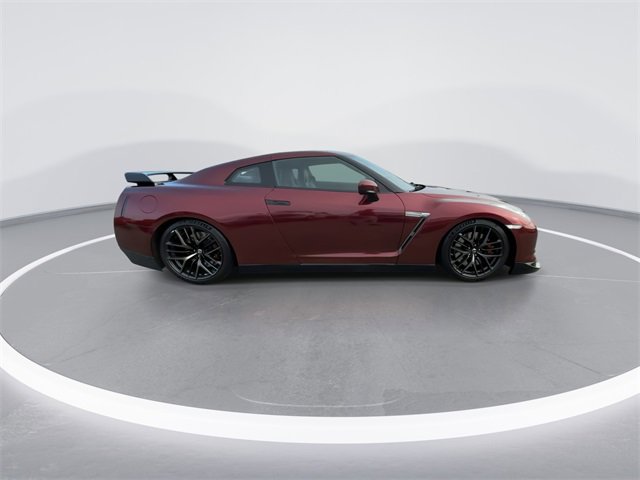 Used 2010 Nissan GT-R Premium image 9