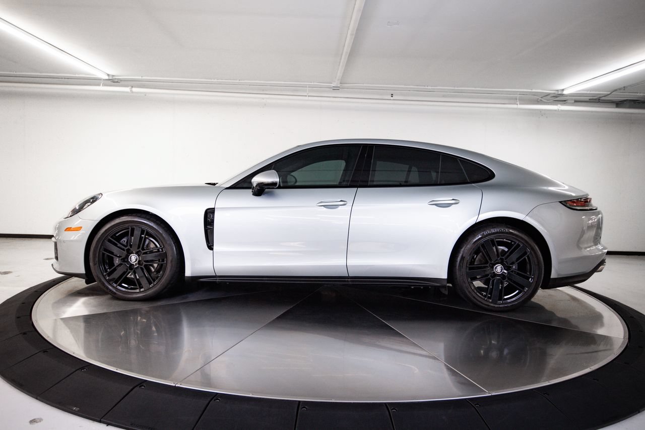 Certified 2023 Porsche Panamera image 2