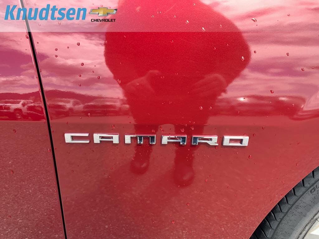 Used 2010 Chevrolet Camaro SS w/ RS Package RWD image 9