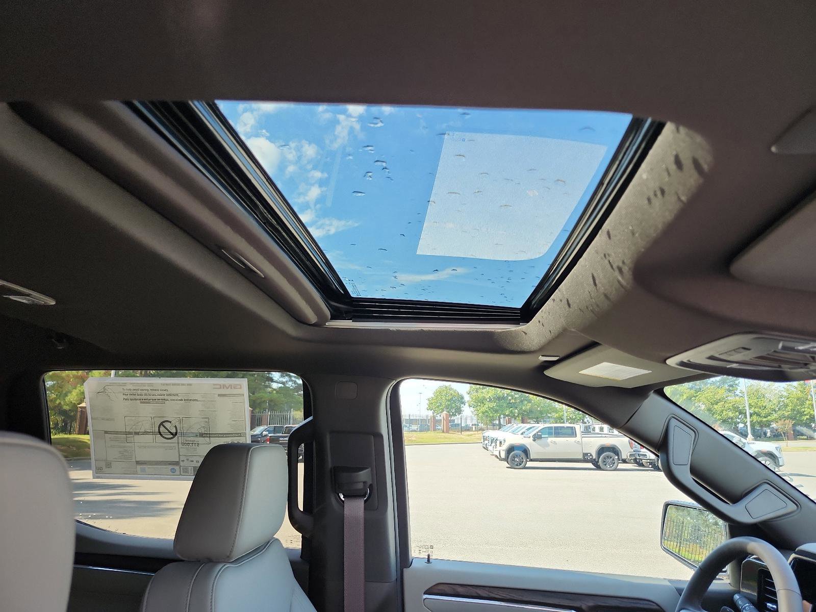 New 2026 GMC Sierra 1500 SLT w/ SLT Premium Plus Package image 9