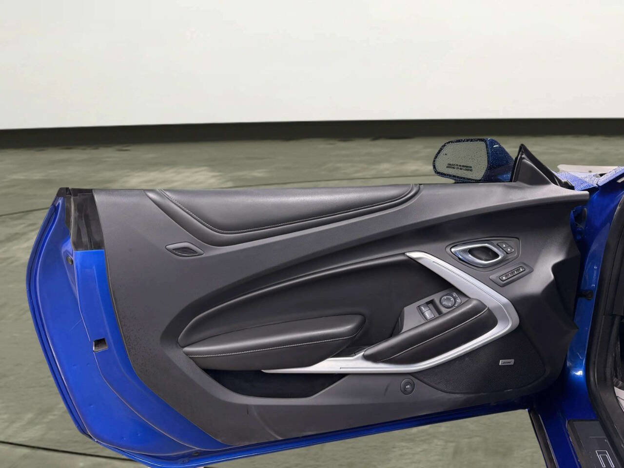 Used 2016 Chevrolet Camaro SS image 10