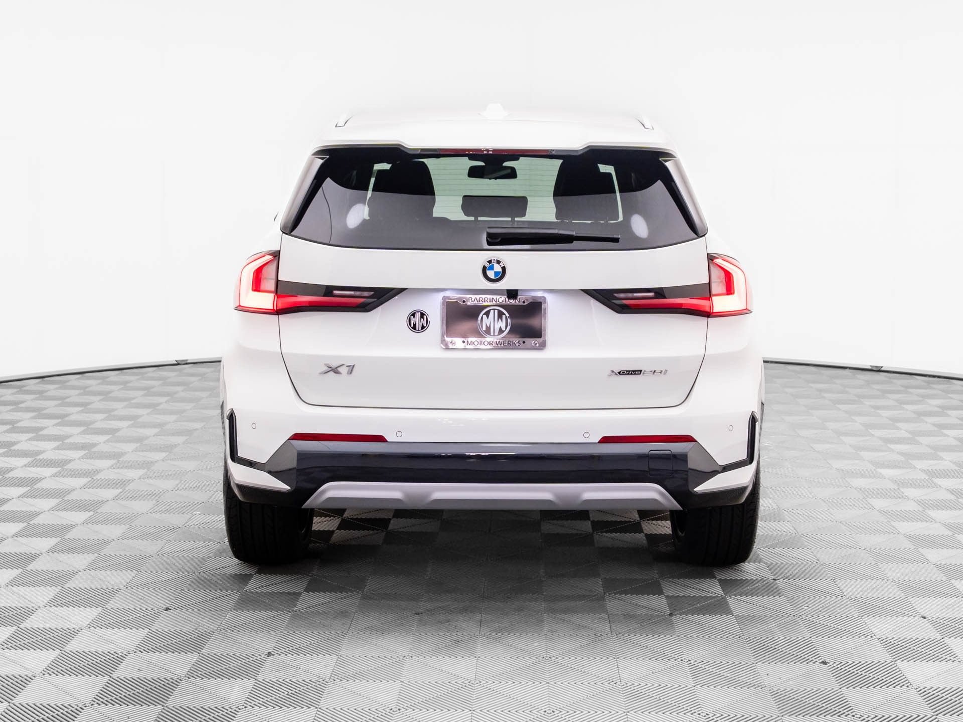 Certified 2026 BMW X1 xDrive28i AWD/4WD image 4
