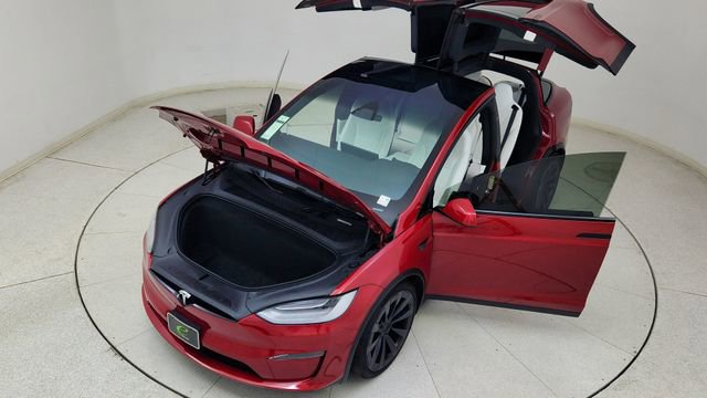 Used 2022 Tesla Model X Plaid image 89