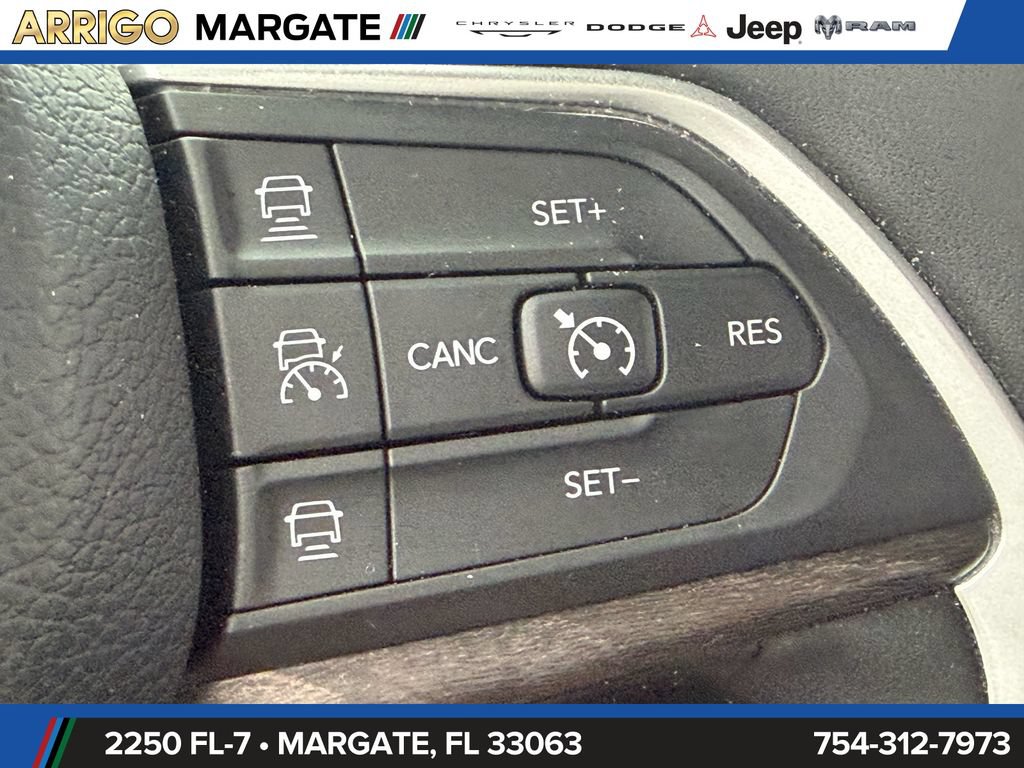 Certified 2025 Jeep Grand Cherokee Limited RWD image 28