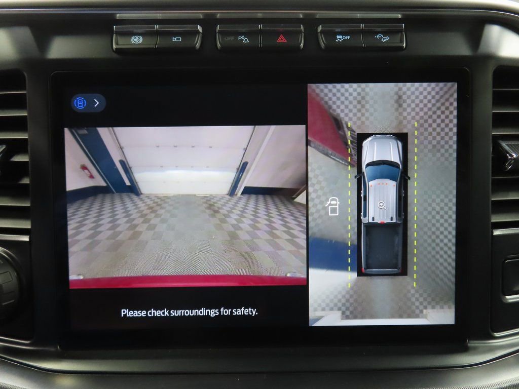 Used 2024 Ford F250 Platinum w/ FX4 Off-Road Package image 17