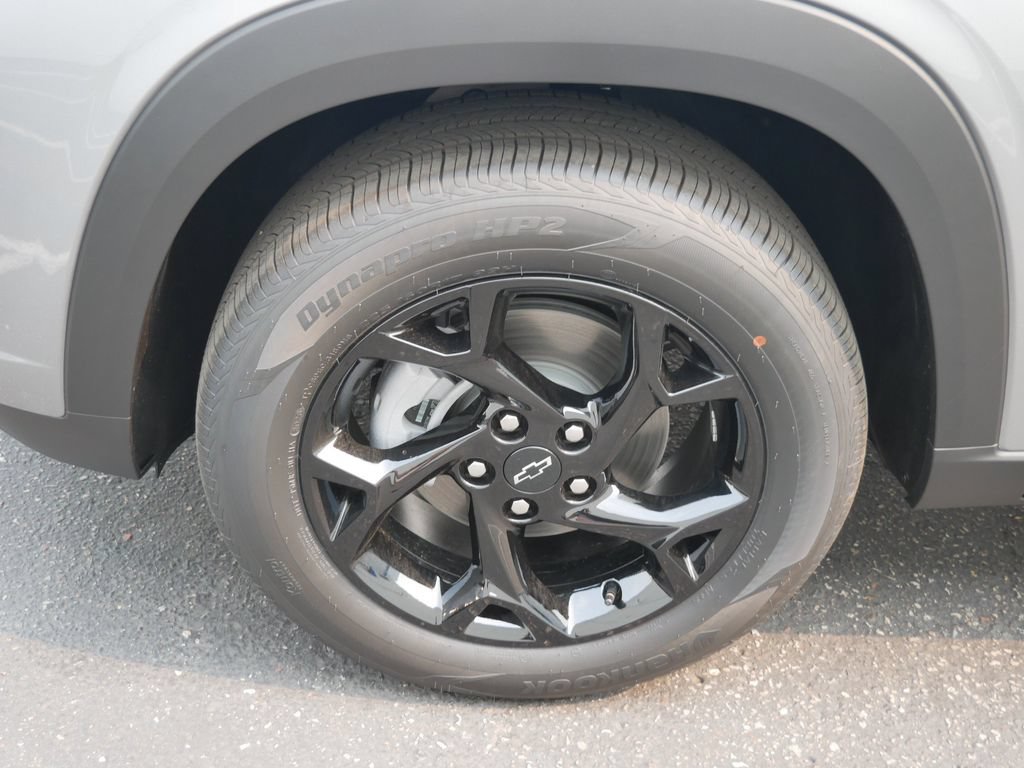 New 2026 Chevrolet Trax LT w/ Driver Confidence Package FWD image 12