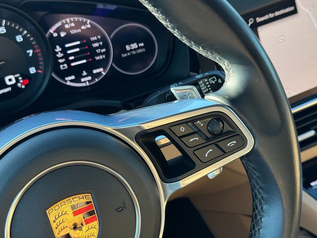 Certified 2023 Porsche Cayenne AWD/4WD image 31