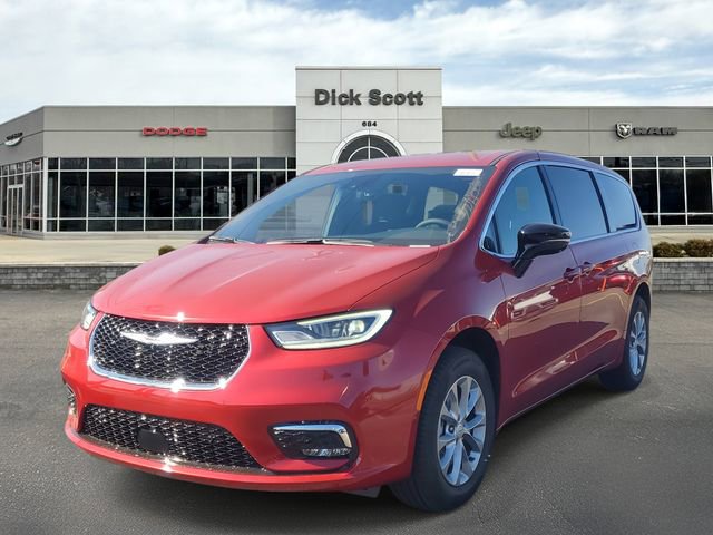 New 2026 Chrysler Pacifica Select AWD/4WD image 2