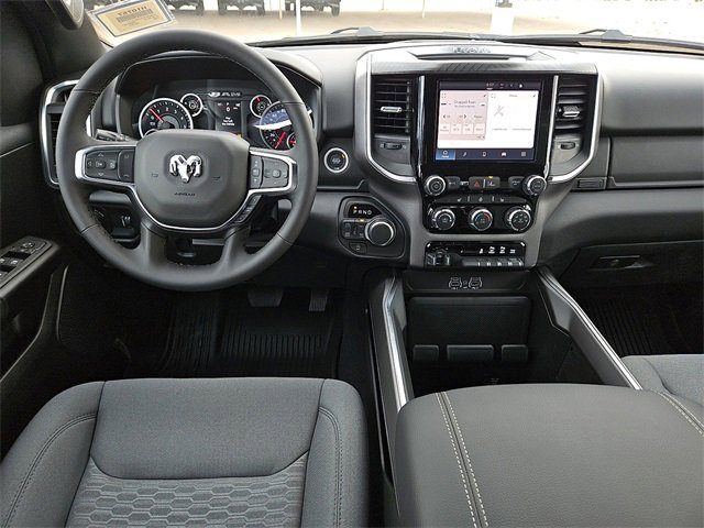 New 2026 RAM 1500 4x4 Crew Cab image 9