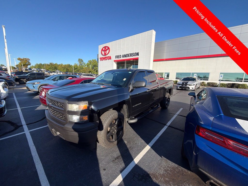 Used 2015 Chevrolet Silverado 1500 W/T RWD image 10