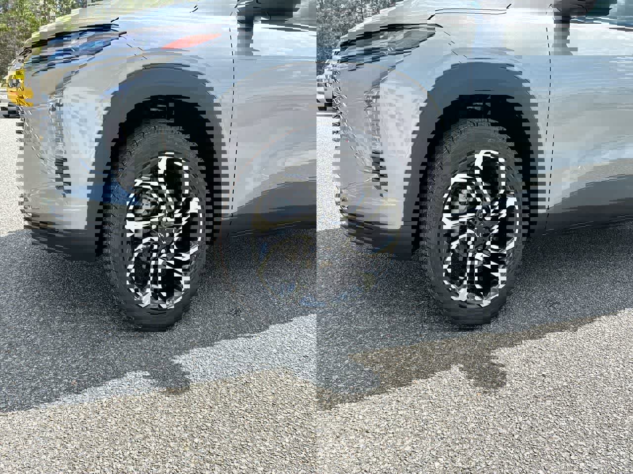 New 2026 Chevrolet Trax RS w/ Sunroof Package image 32