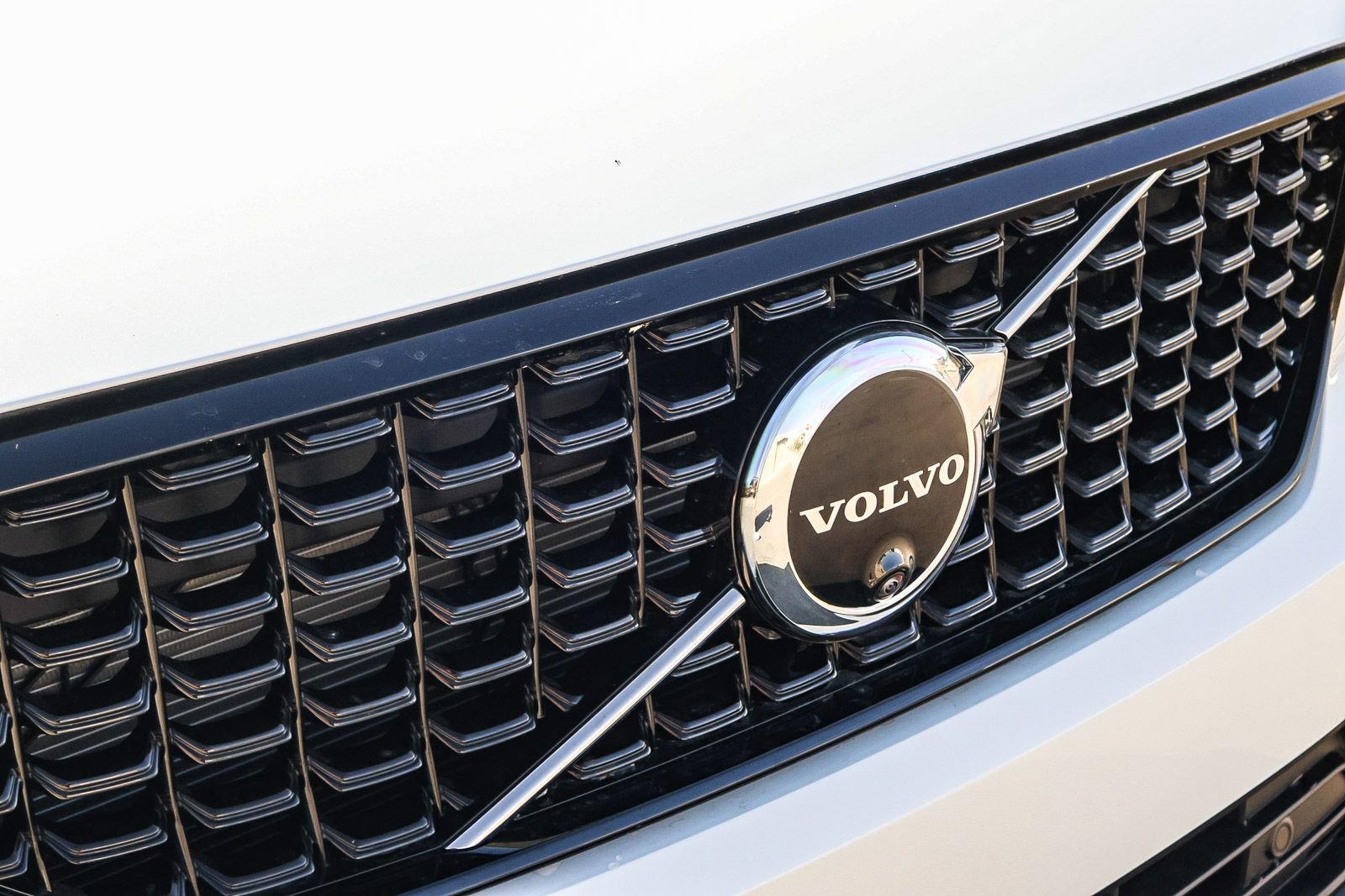 New 2026 Volvo XC40 B5 Ultra w/ Climate Package image 17