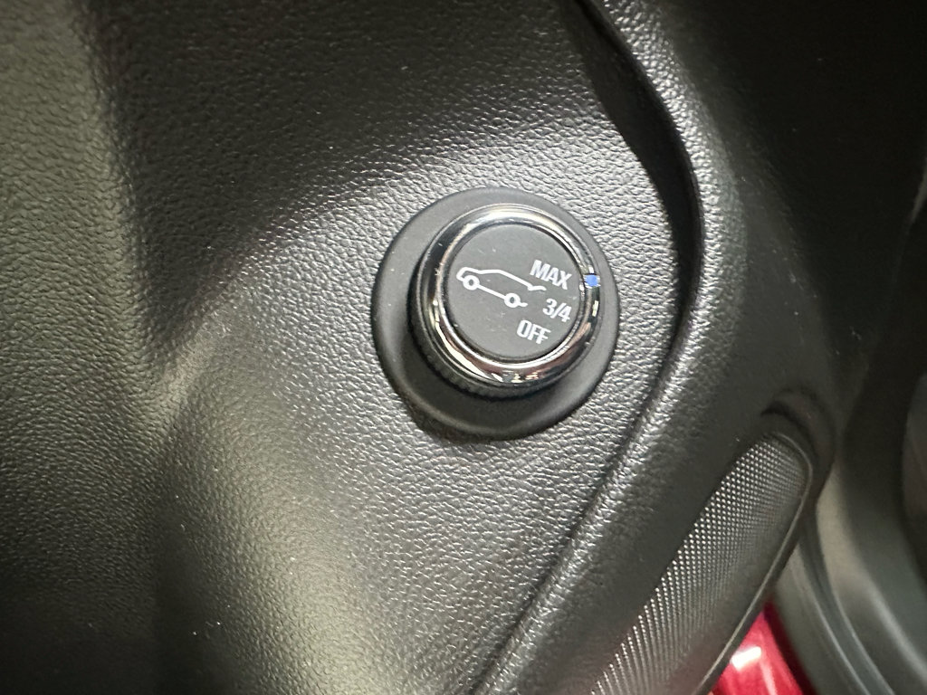 Certified 2025 Buick Encore GX Sport Touring w/ Advanced Technology Package AWD/4WD image 30