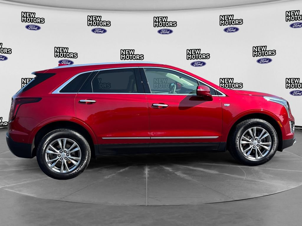 Used 2022 Cadillac XT5 Premium Luxury w/ Technology Package AWD/4WD image 7