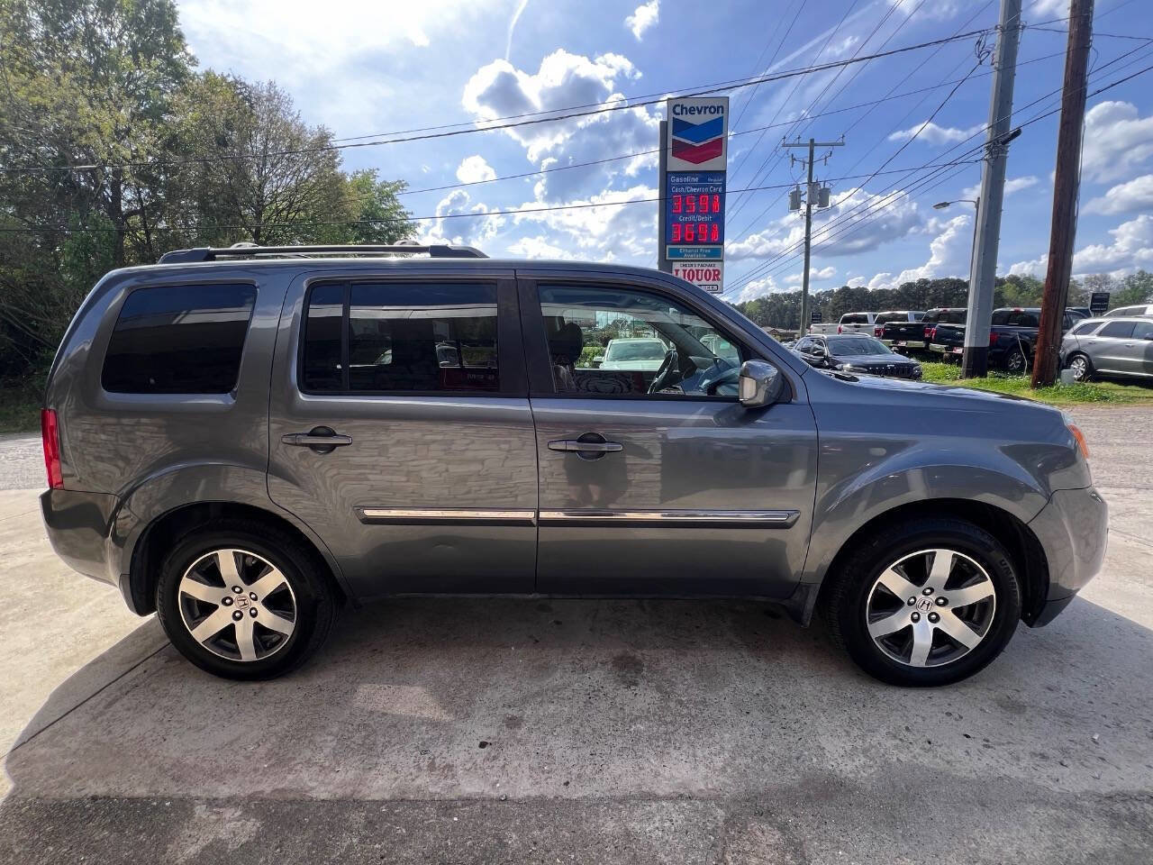 Used 2013 Honda Pilot Touring image 12