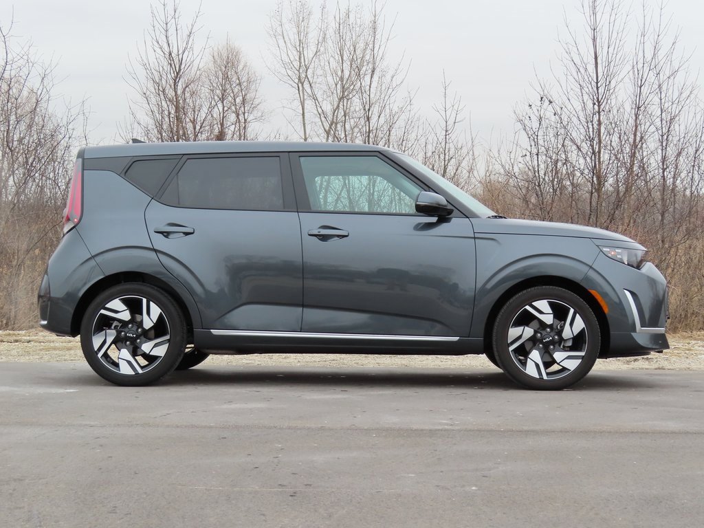 Certified 2023 Kia Soul GT-Line image 2