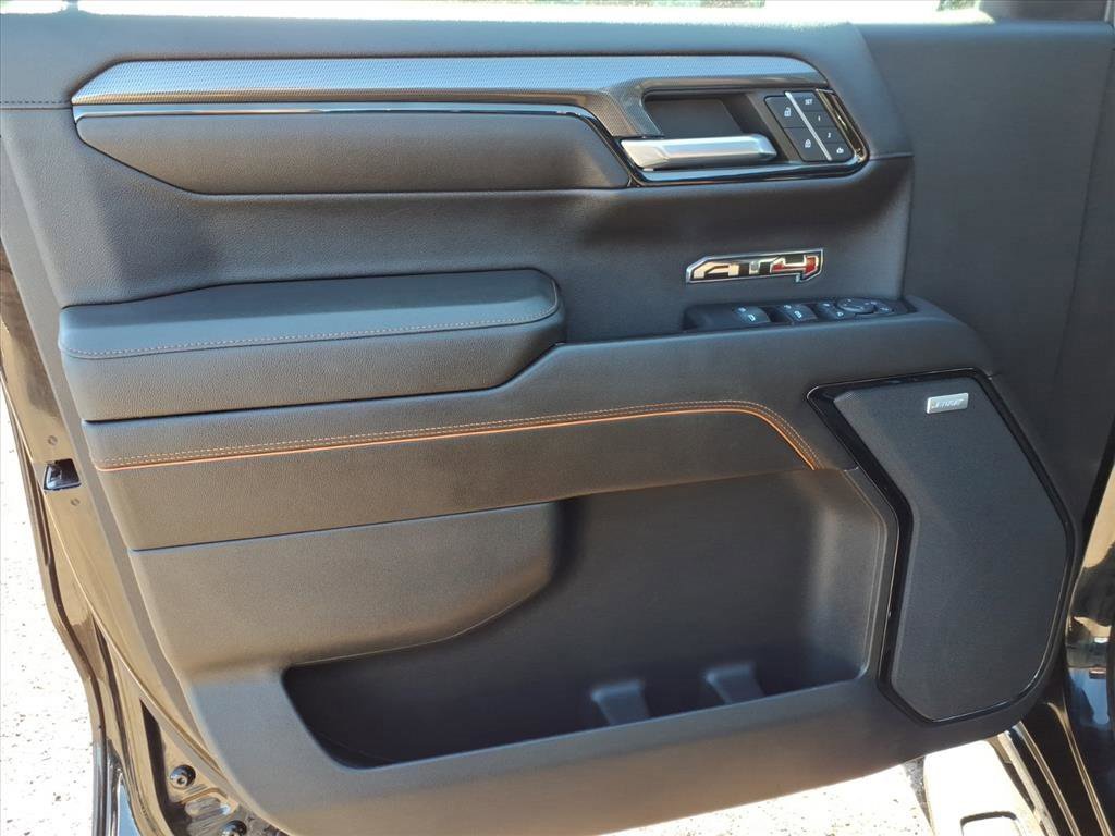 Used 2022 GMC Sierra 1500 AT4 w/ AT4 Premium Package image 12