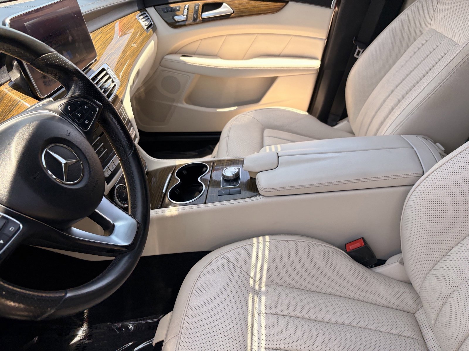 Used 2015 Mercedes-Benz CLS 400 image 16