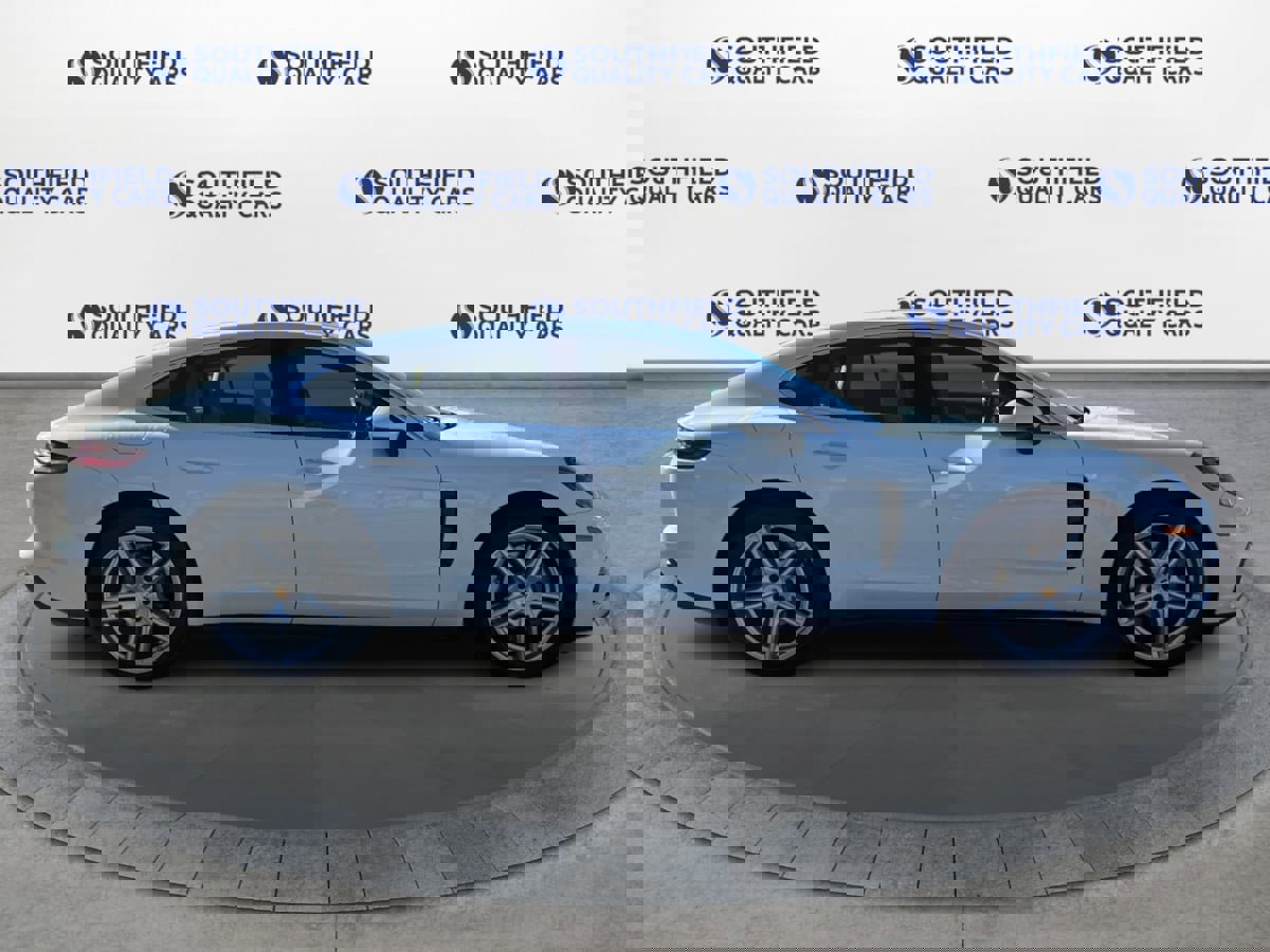 Used 2019 Porsche Panamera 4S image 8