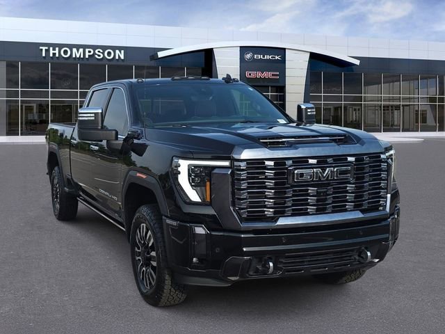 Used 2024 GMC Sierra 2500 Denali Ultimate w/ Max Trailering Package AWD/4WD image 1