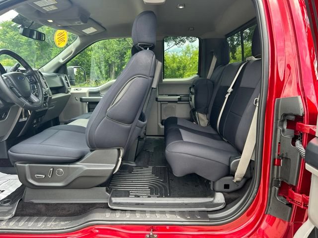 Used 2016 Ford F150 XLT w/ Equipment Group 302A Luxury AWD/4WD image 25