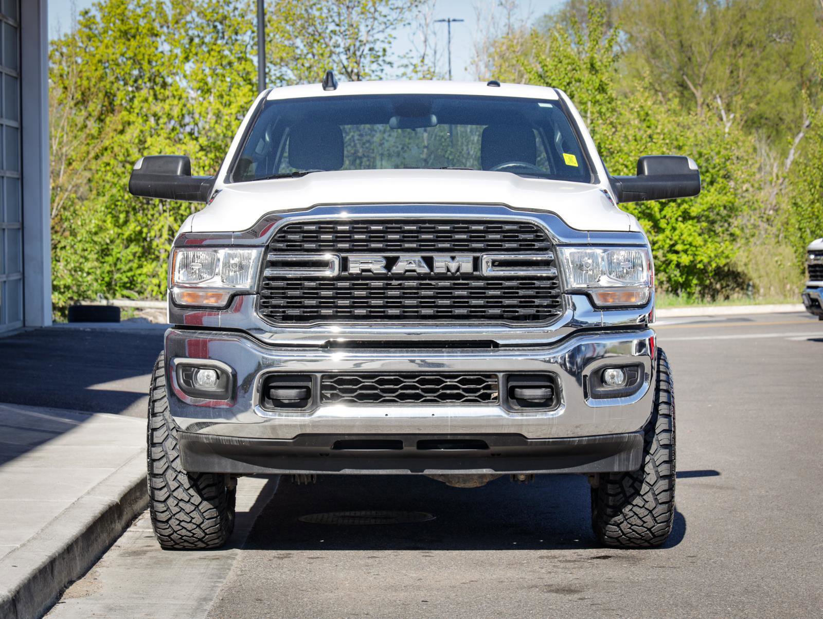 Used 2022 RAM 2500 Big Horn w/ Cold Weather Group AWD/4WD image 9
