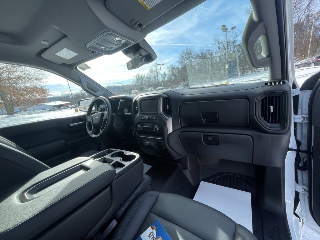 Certified 2025 Chevrolet Silverado 1500 W/T w/ WT Value Package image 12