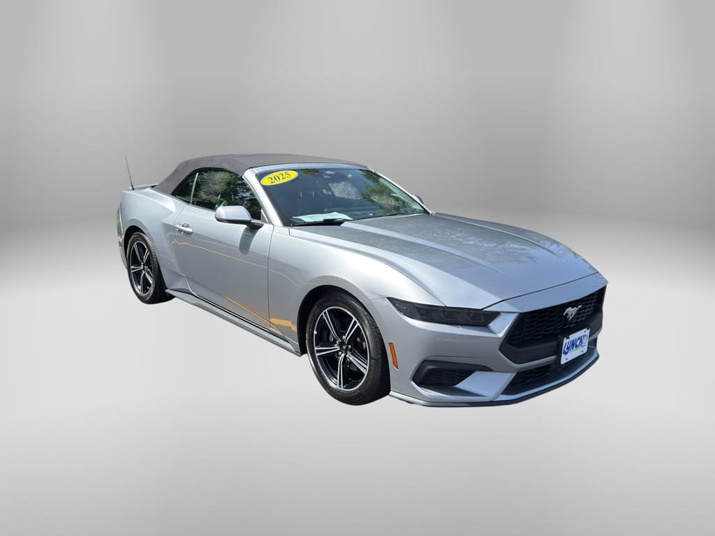 Used 2025 Ford Mustang Premium RWD image 7