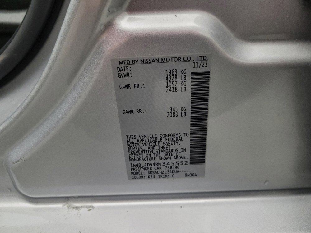 Used 2024 Nissan Altima 2.5 SV image 33