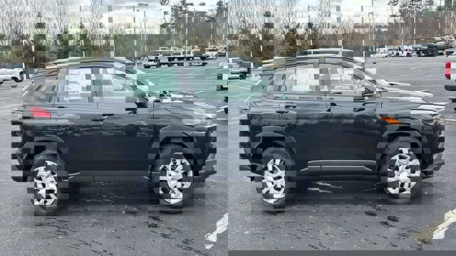 New 2026 Toyota Corolla Cross L image 27