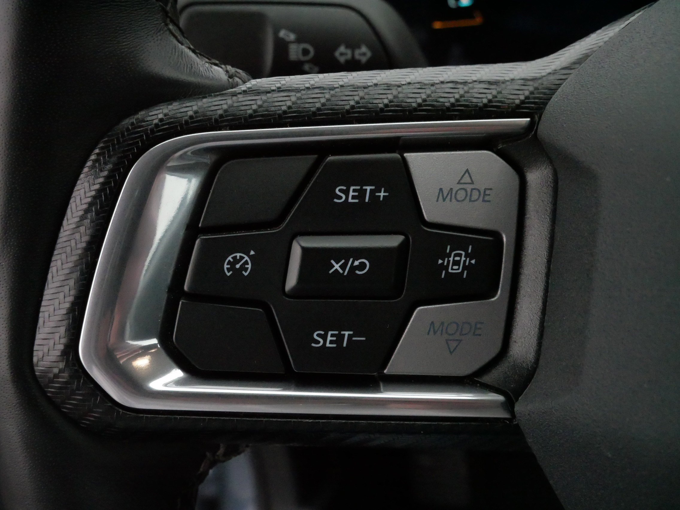 Used 2025 Ford Mustang Premium image 26