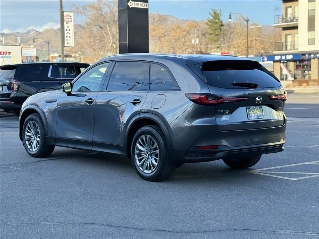Used 2024 MAZDA CX-90 3.3 Turbo w/ Preferred Plus AWD/4WD image 5