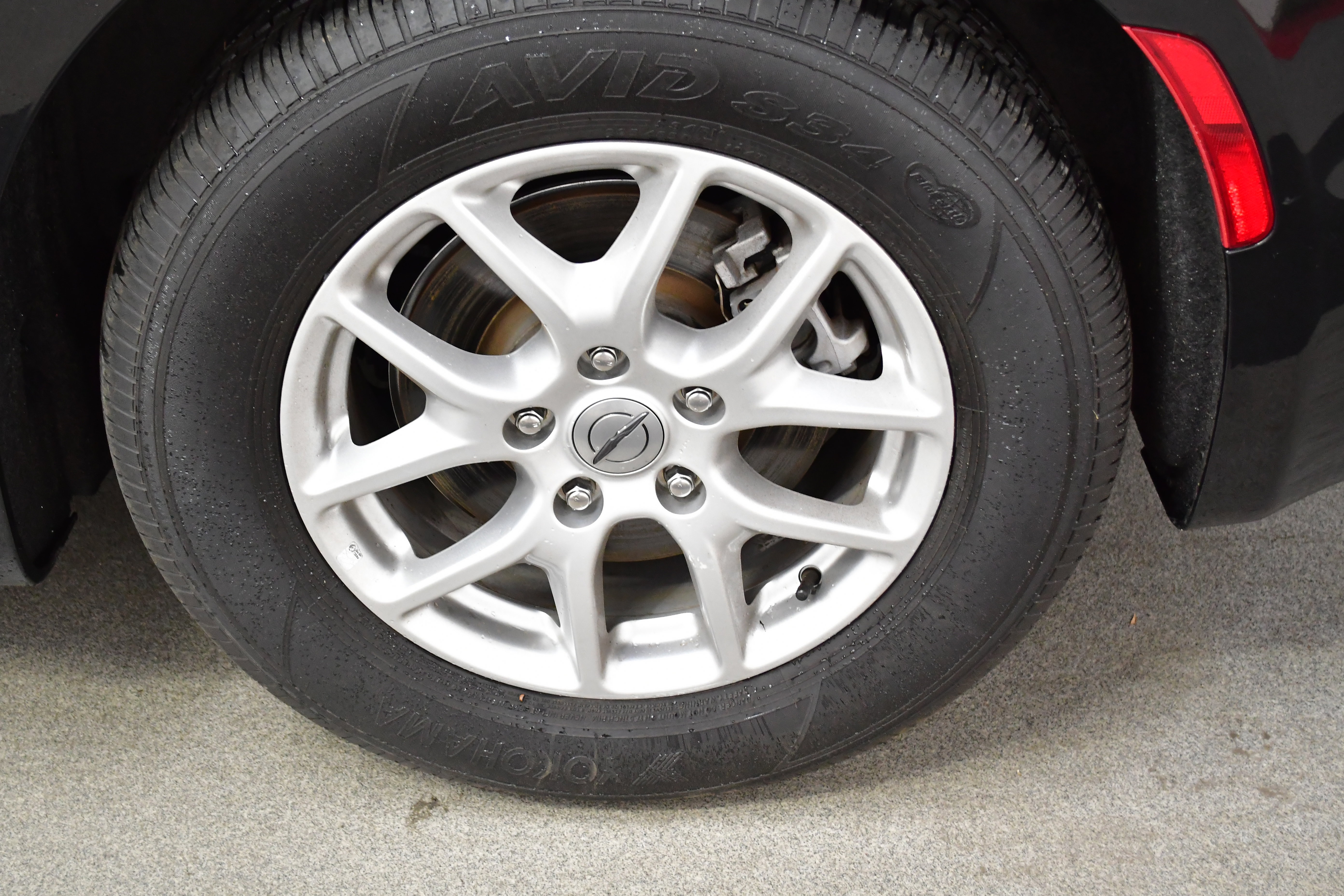 Used 2023 Chrysler Pacifica Touring-L FWD image 36