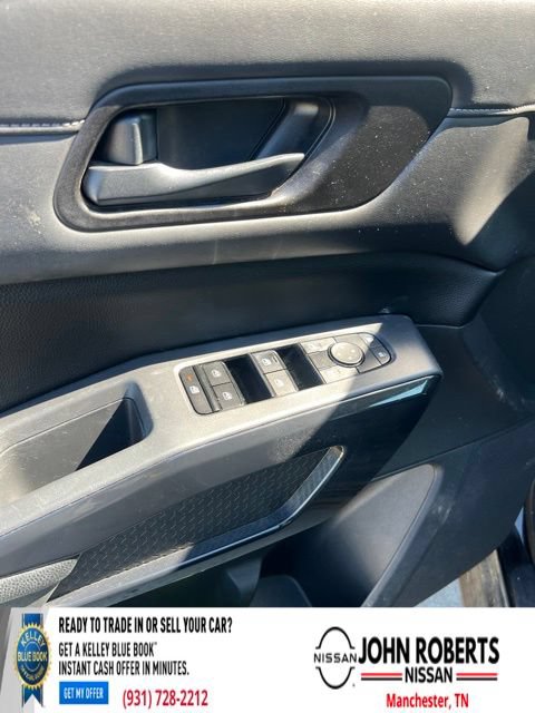 Used 2023 Nissan Pathfinder SV FWD image 10