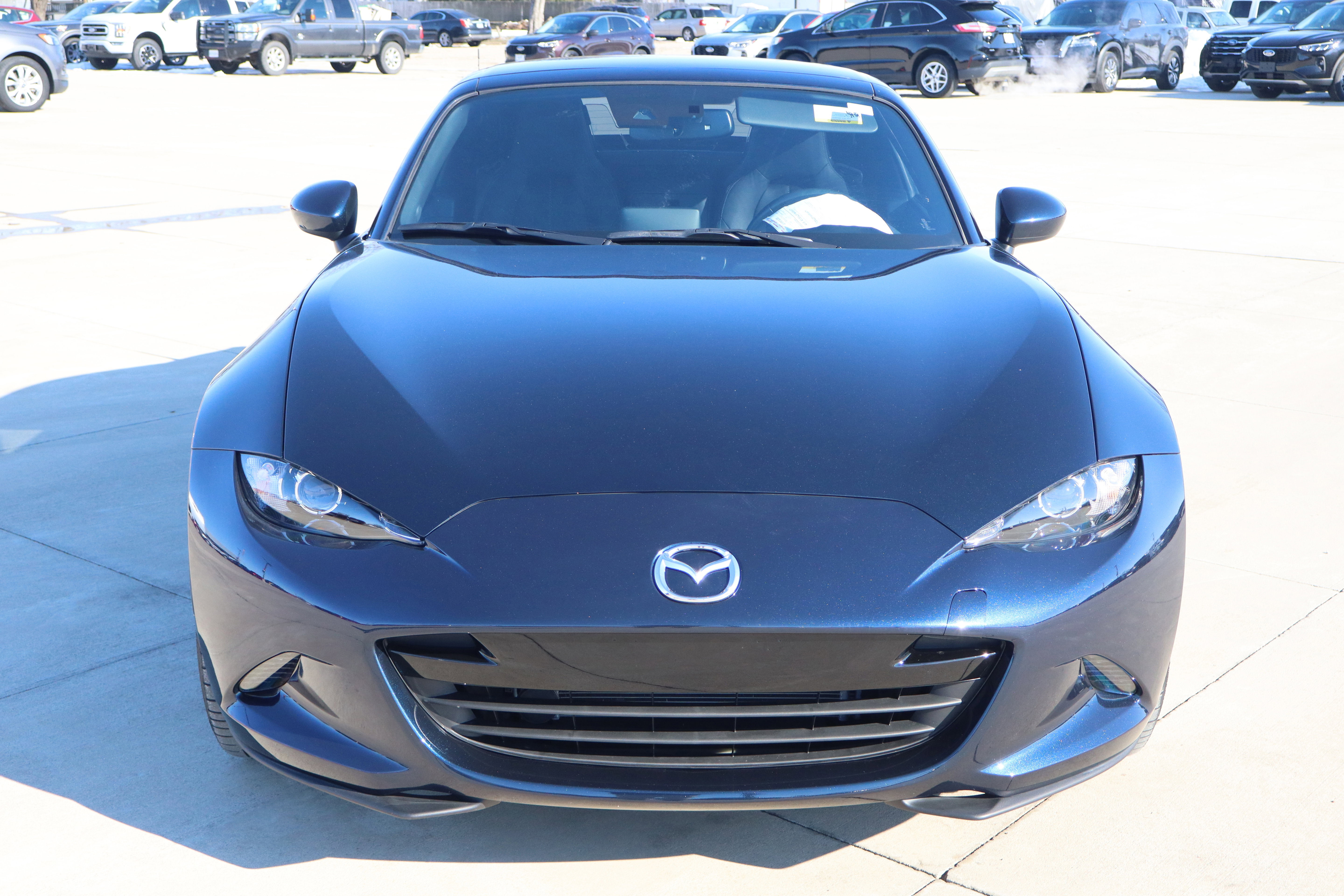 Used 2022 MAZDA MX-5 Miata RF Grand Touring image 2