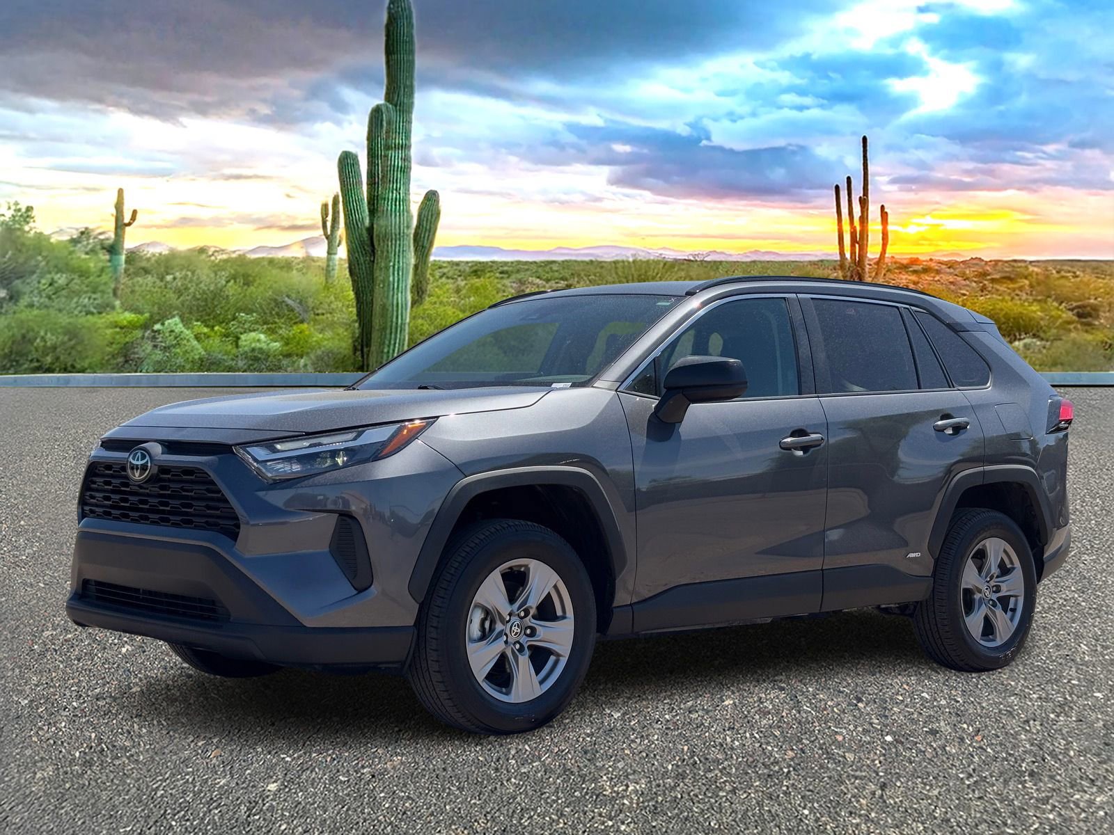 Used 2025 Toyota RAV4 LE AWD/4WD image 2