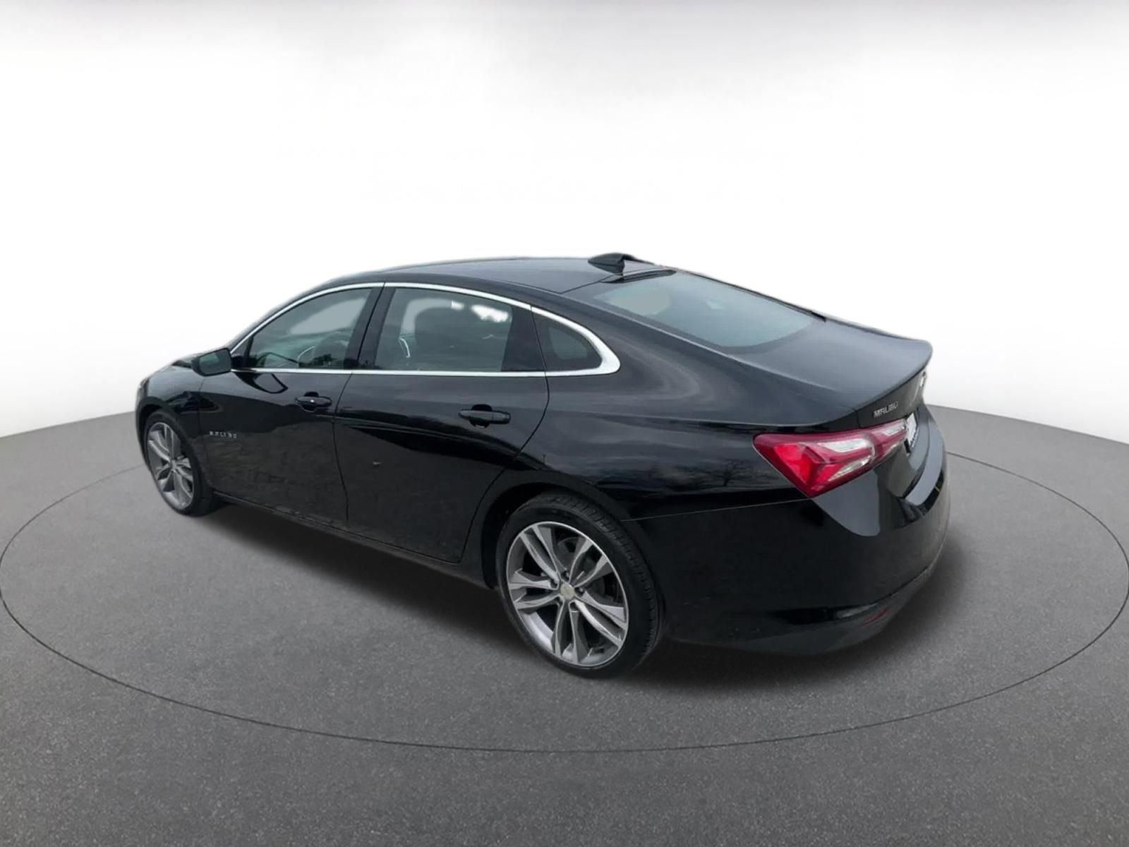 Used 2024 Chevrolet Malibu LT image 10