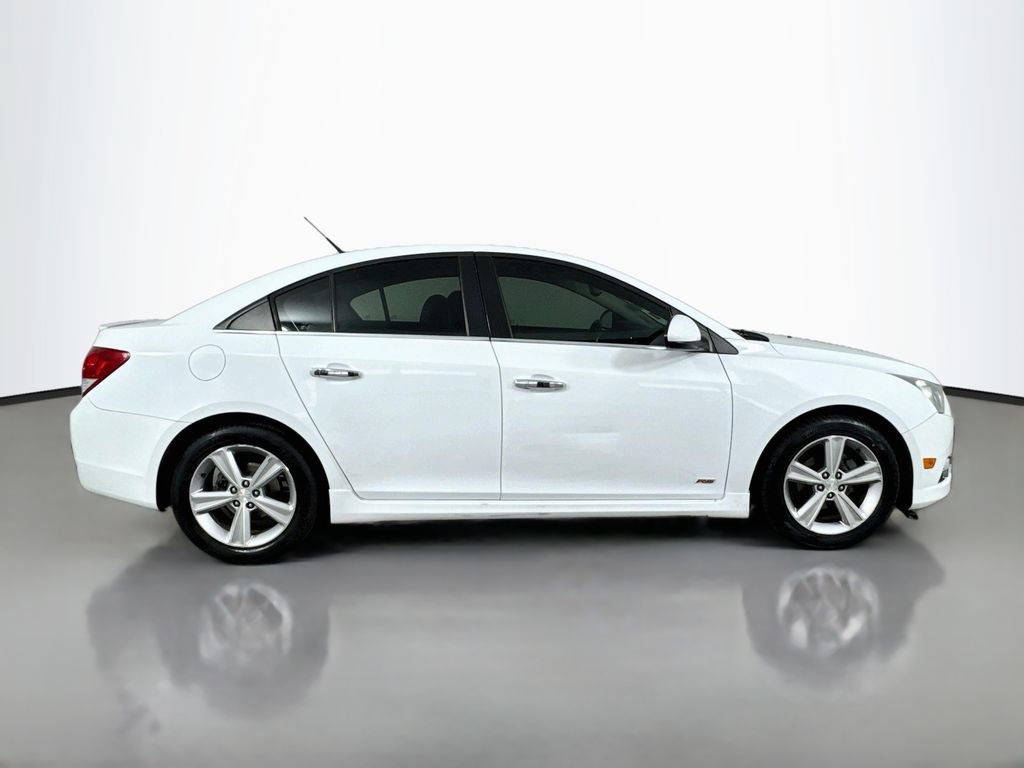 Used 2014 Chevrolet Cruze LT w/ RS Package FWD image 5