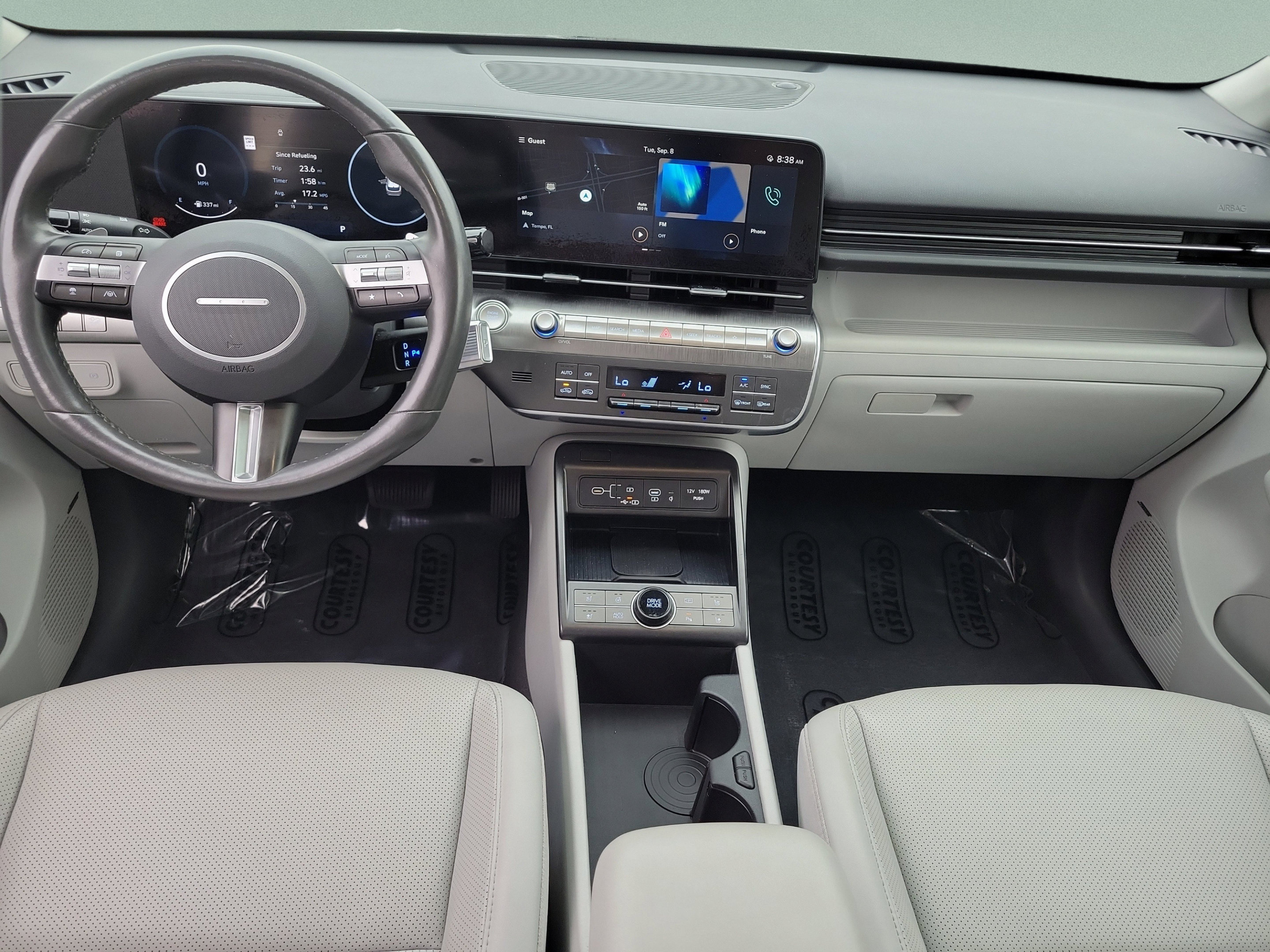 Used 2024 Hyundai Kona Limited FWD image 10
