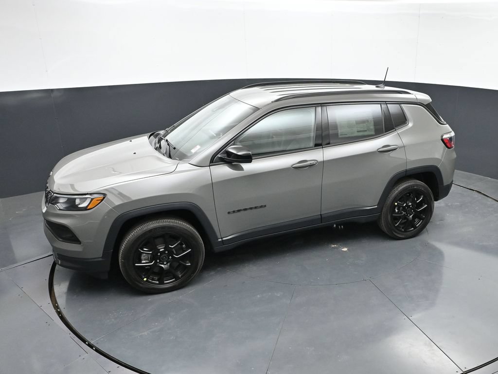 New 2026 Jeep Compass Latitude AWD/4WD image 41