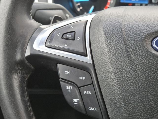 Used 2018 Ford Edge SEL AWD/4WD image 9
