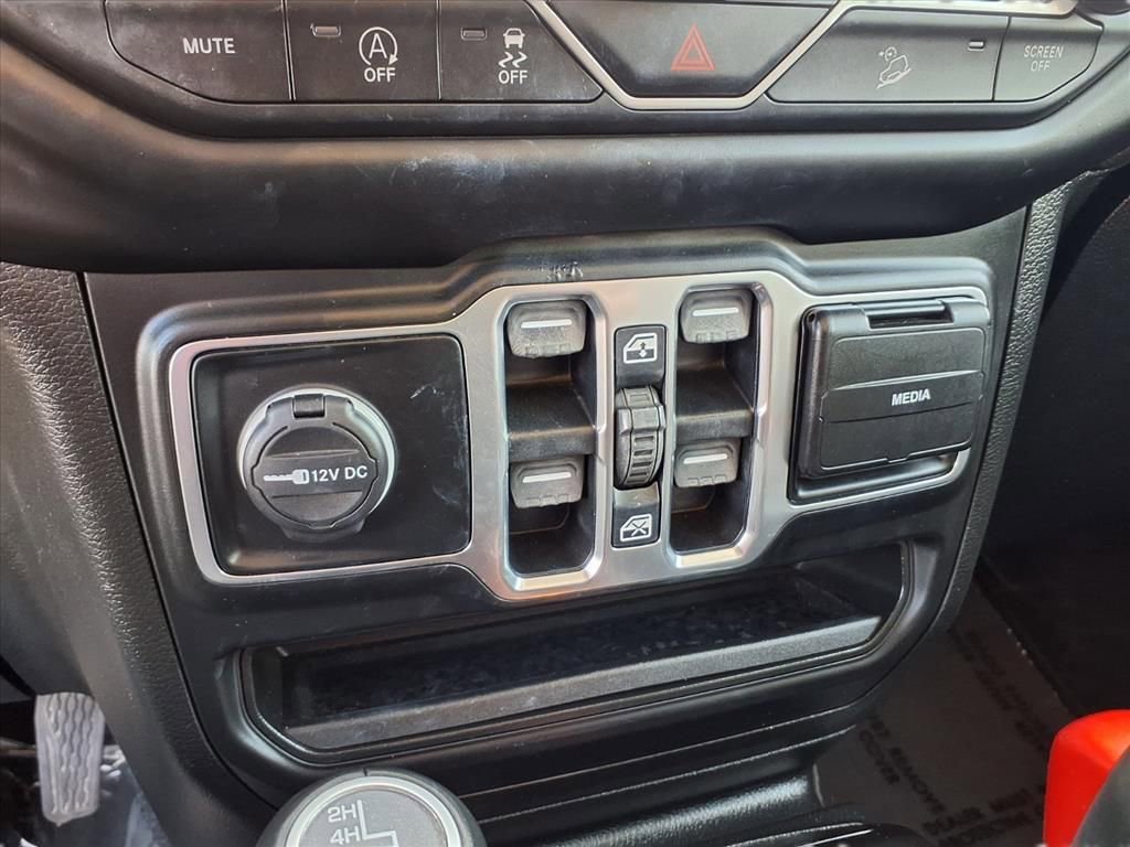 Certified 2020 Jeep Wrangler Unlimited Sahara image 9