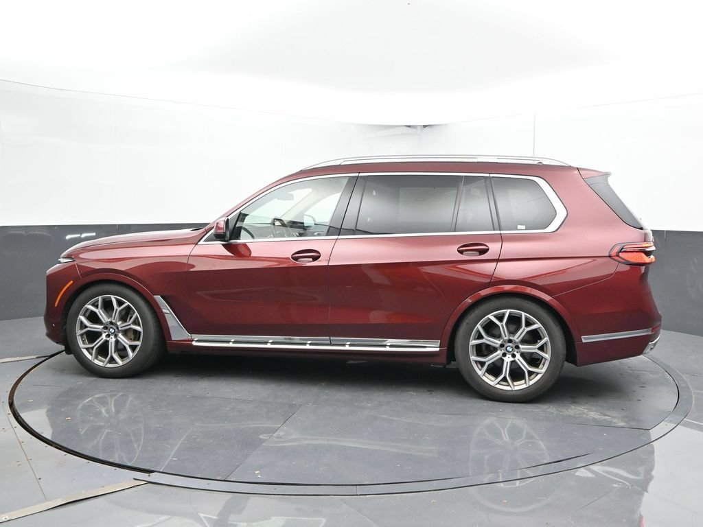 Used 2025 BMW X7 xDrive40i AWD/4WD image 6