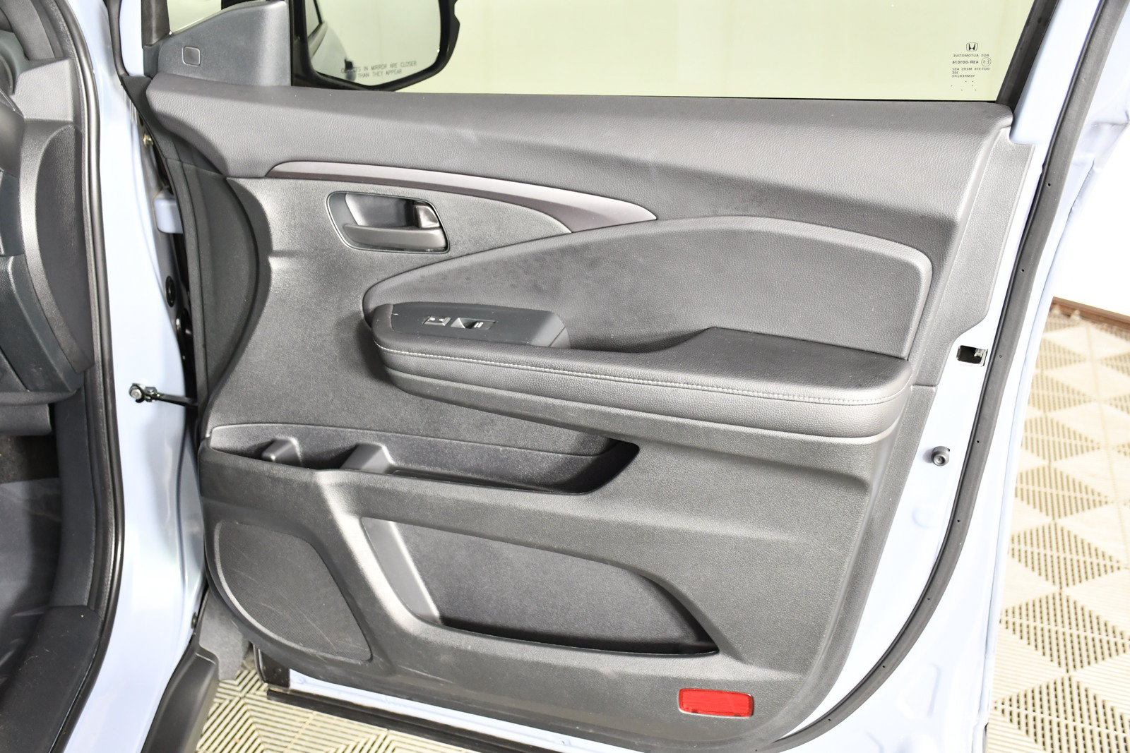 Used 2023 Honda Passport EX-L image 33