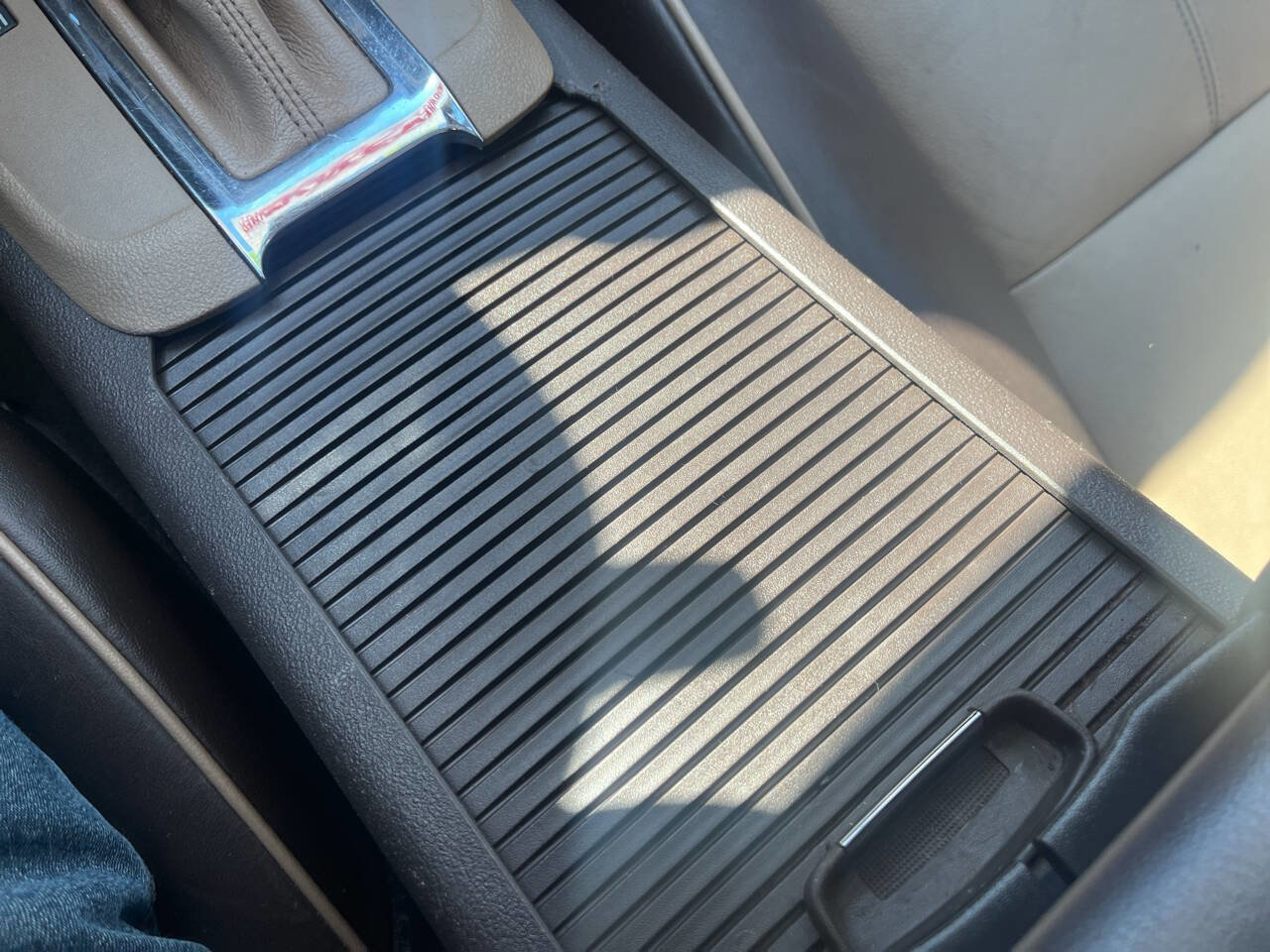 Used 2009 Chevrolet Malibu LTZ w/ HFV6 Engine Package image 23